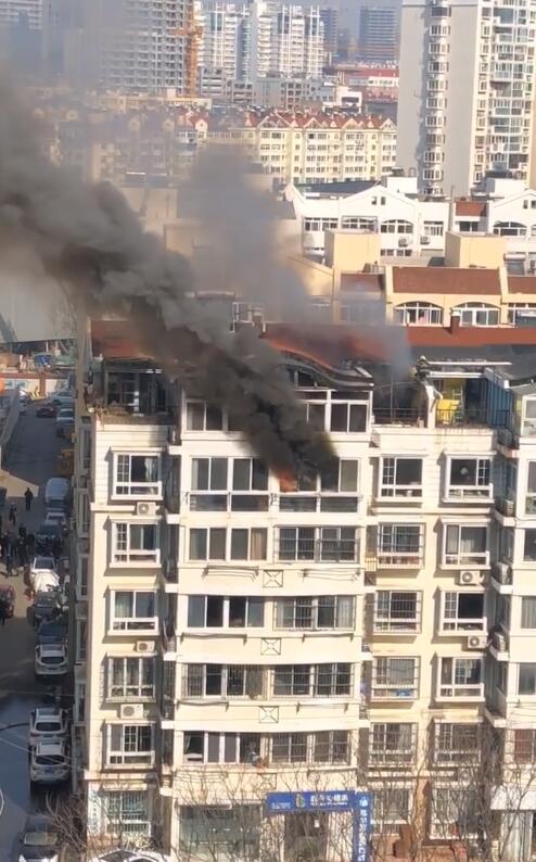 青岛建筑突发爆炸事件实录