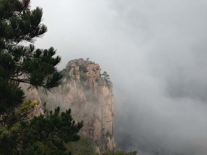 这哪是爬山 这是要拿下黄山