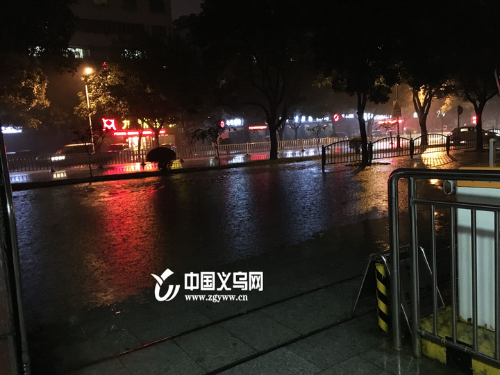 气象预测与日常观察，义乌今日下午的雨水预测分析