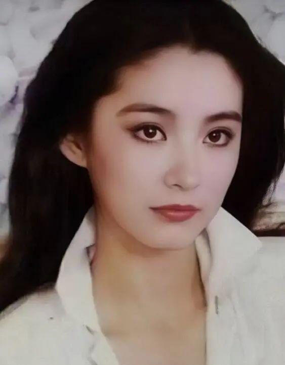 王菲回应御用名医涉医美死亡案